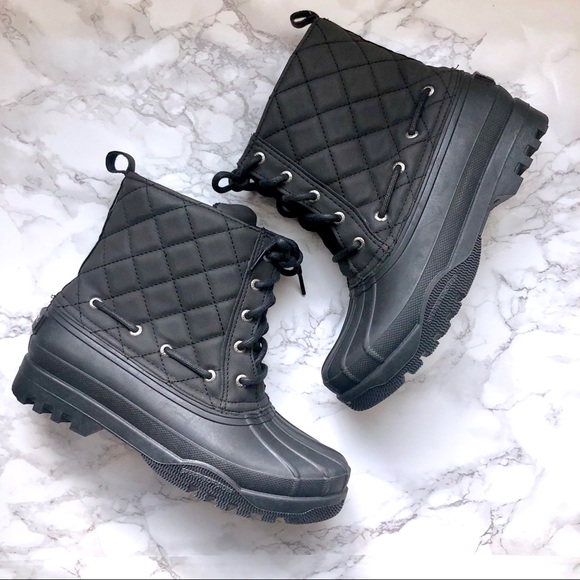 sperry gosling quilted duck boot